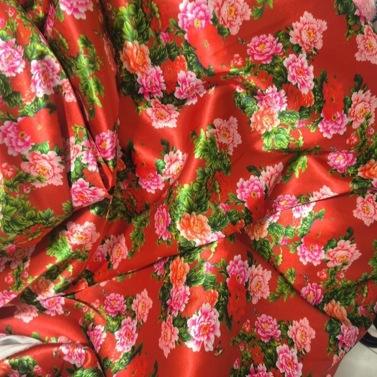 الأزهار طباعة خلات نسيج الساتا - مراجعة Sewing By وسعره
